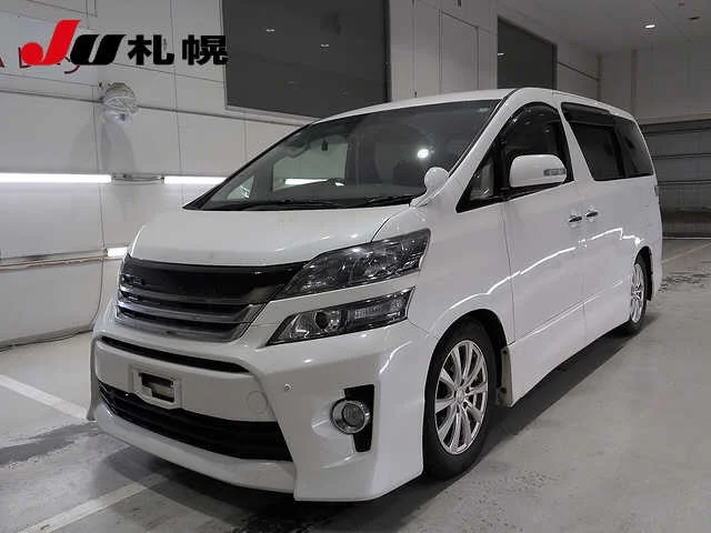 Toyota Vellfire 2013