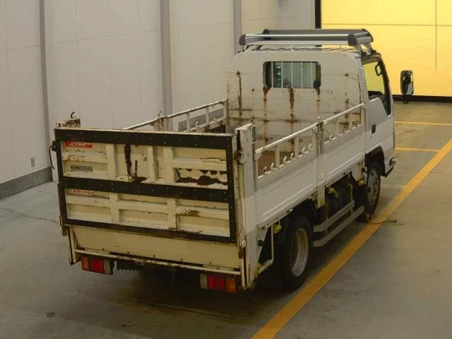Isuzu Elf 2017