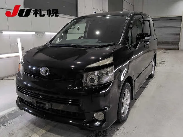 Toyota Voxy 2009