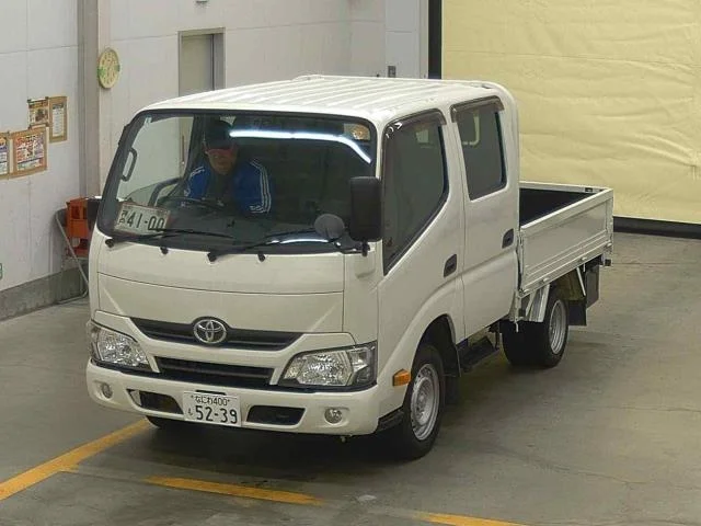 Toyota Dyna 2019