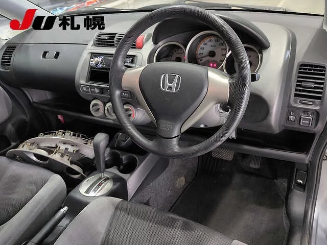 Honda Fit  с аукциона в Японии