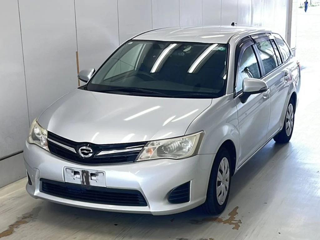 Toyota Corolla Fielder 2013