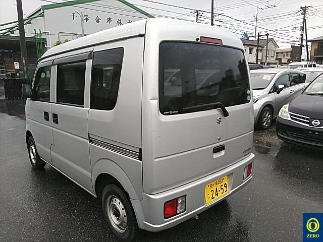 Suzuki Every 2014