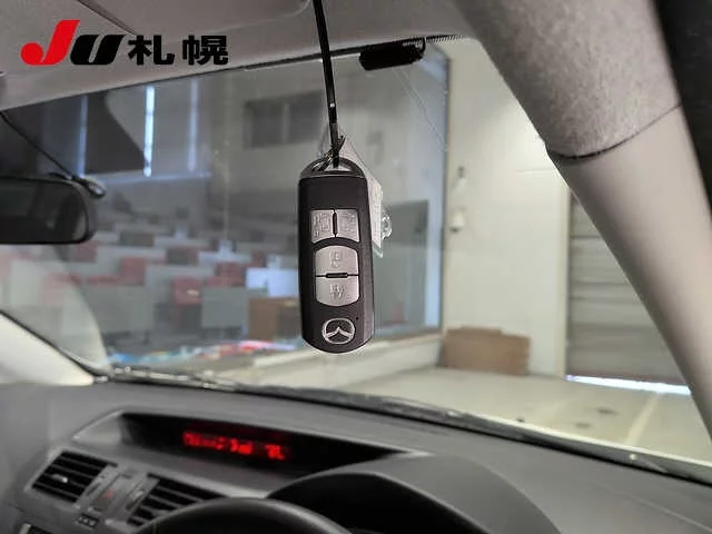 Mazda Premacy  с аукциона в Японии