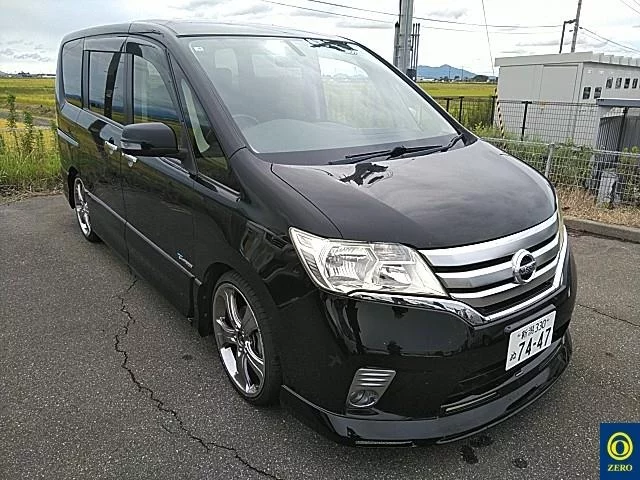 Nissan Serena 2013