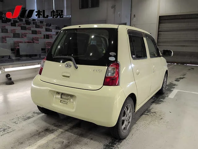 Daihatsu Esse  с аукциона в Японии