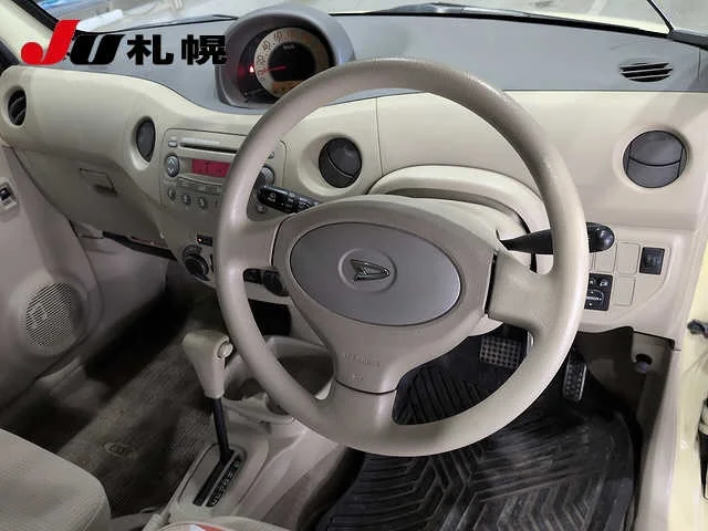 Daihatsu Esse  с аукциона в Японии