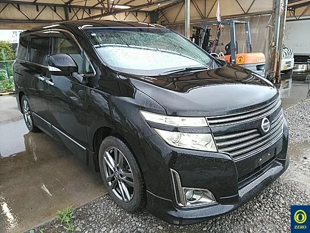 Nissan Elgrand 2013