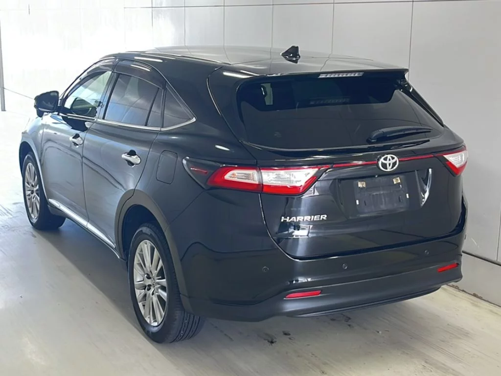 Toyota Harrier 2017