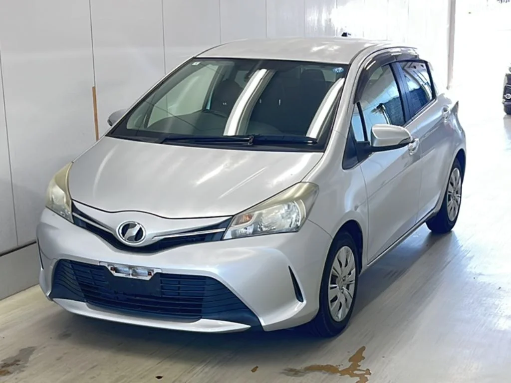 Toyota Vitz 2016
