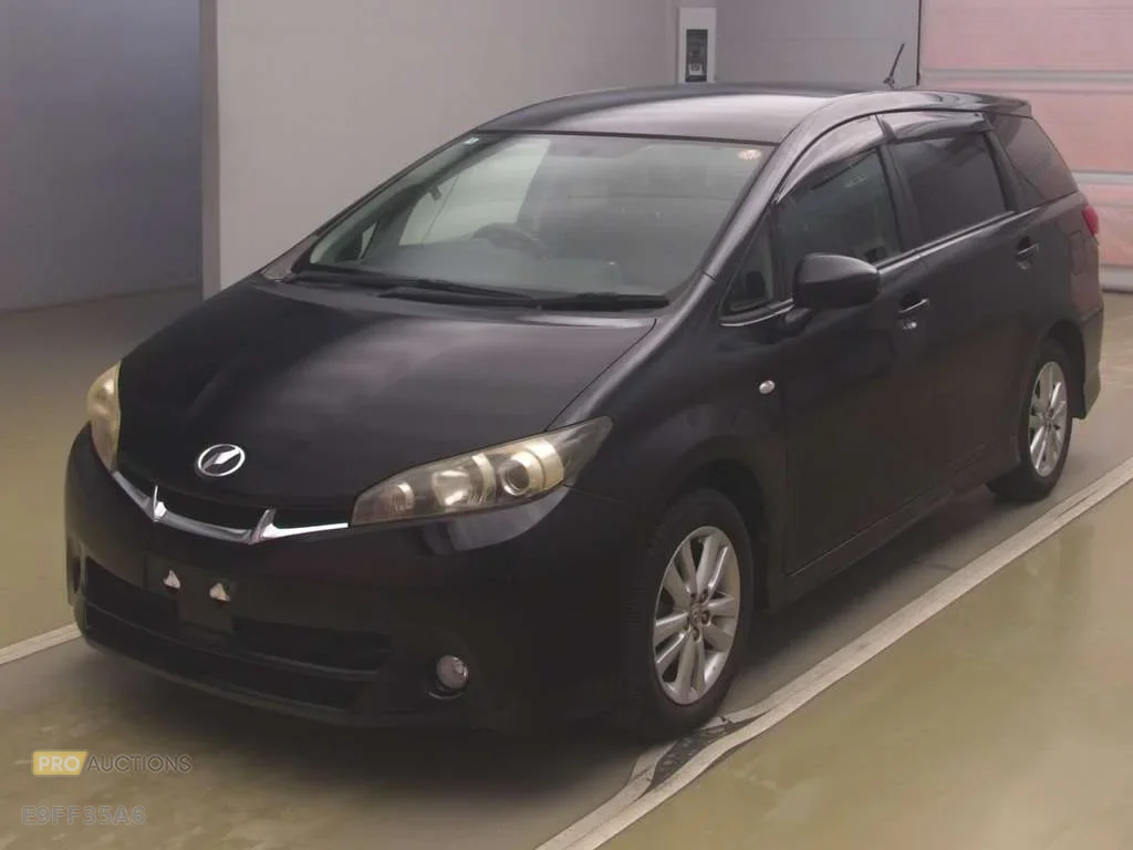 Toyota Wish  с аукциона в Японии