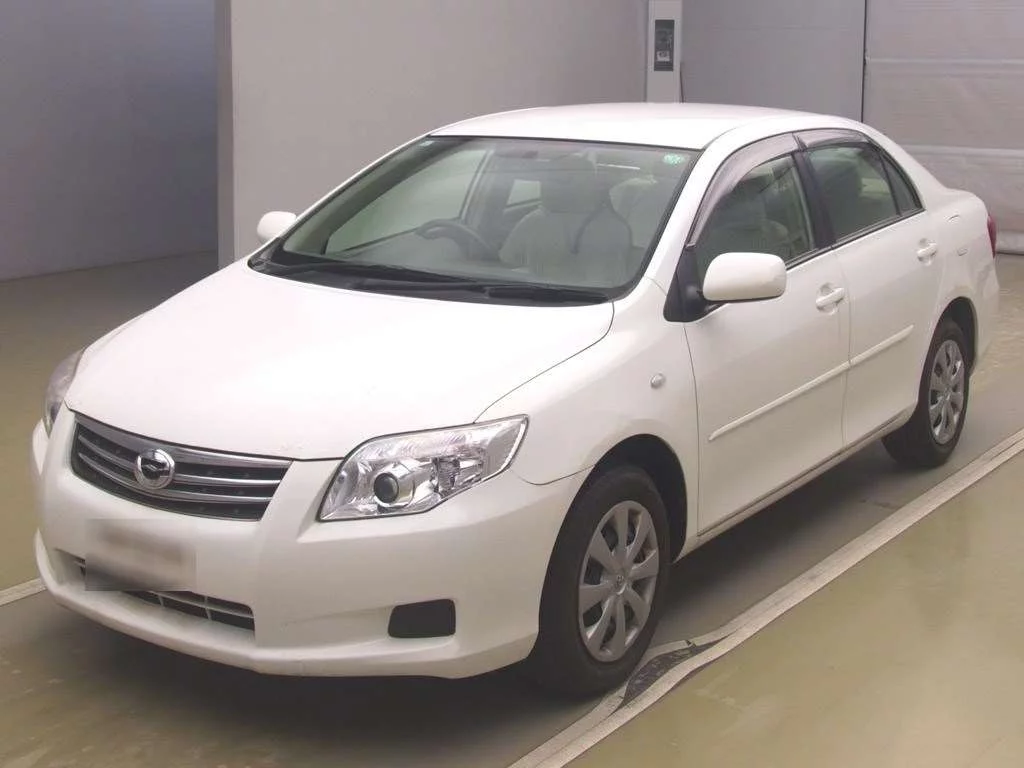 Toyota Corolla Axio 2011