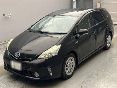 TOYOTA PRIUS ALPHA, 2012 — лот японского аукциона