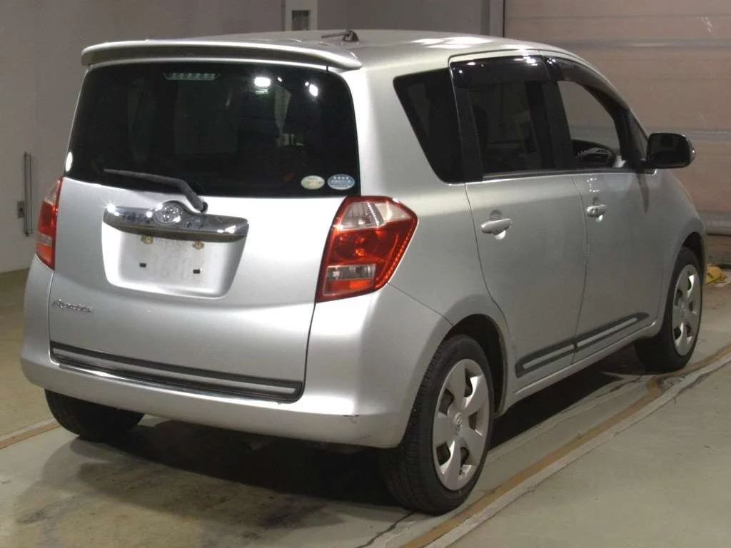 Toyota Ractis 2007