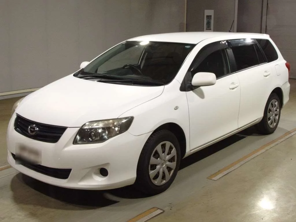 Toyota Corolla Fielder 2011