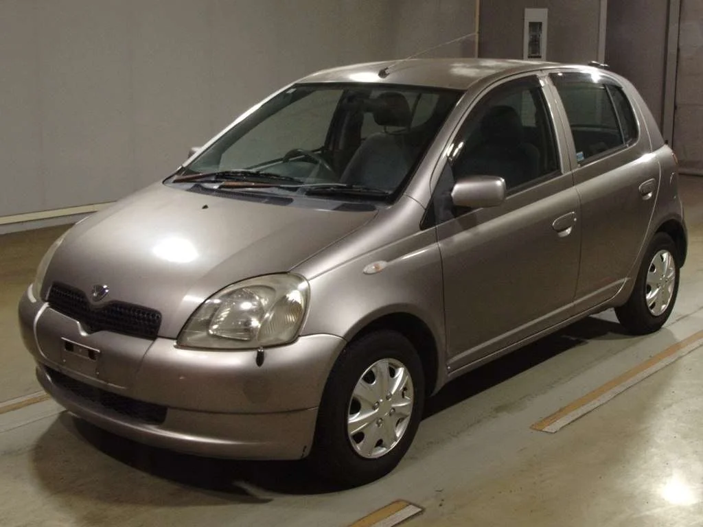 Toyota Vitz 2001