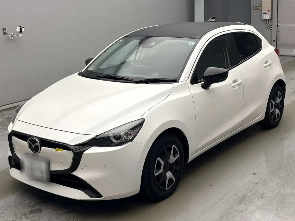 Mazda Mazda2 2023