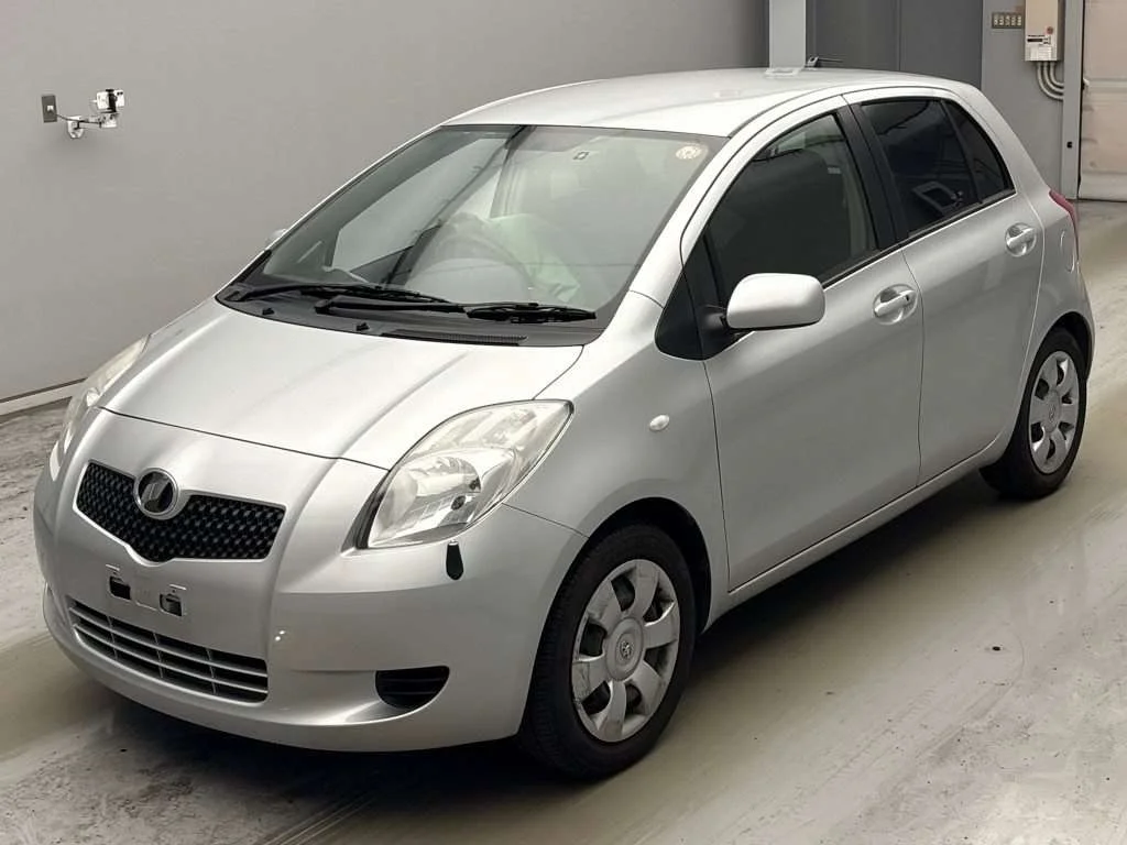 Toyota Vitz 2005