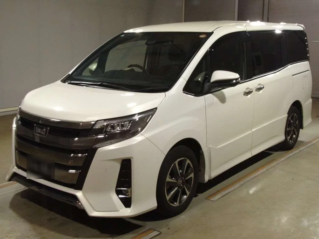 Toyota Noah 2020
