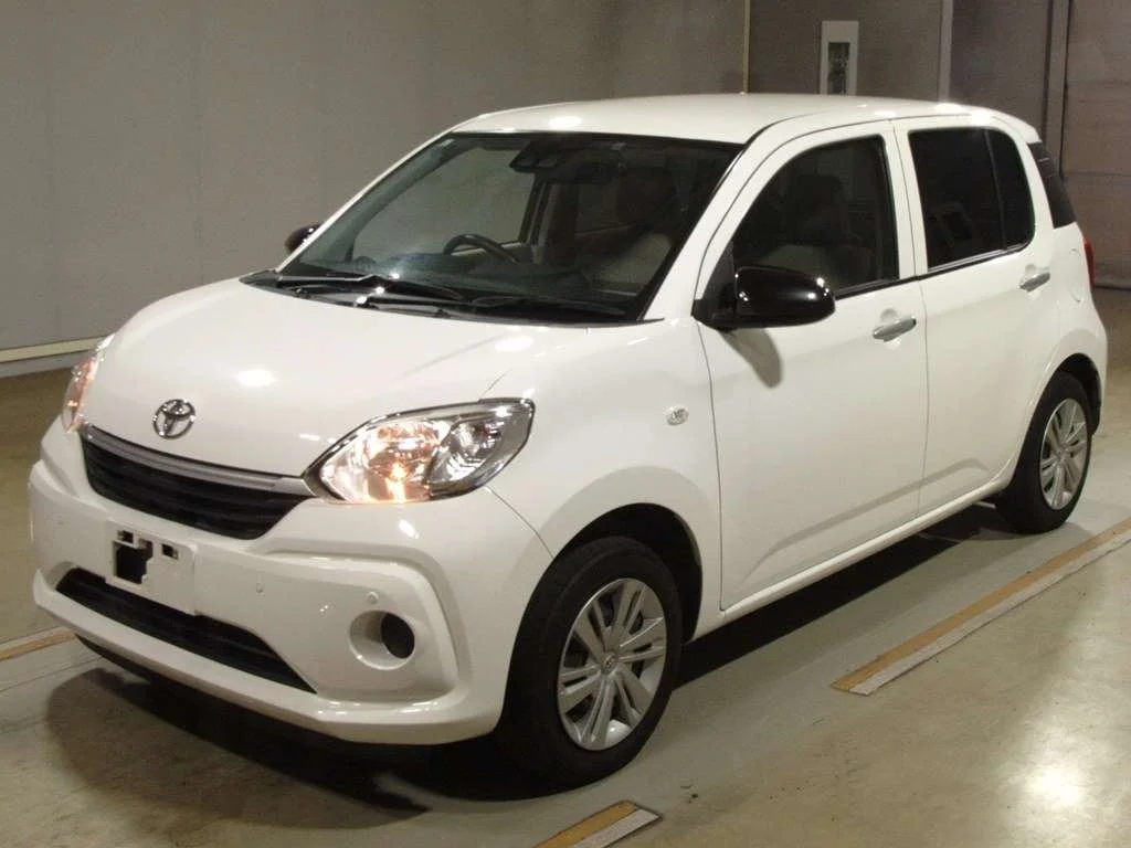 Toyota Passo 2021