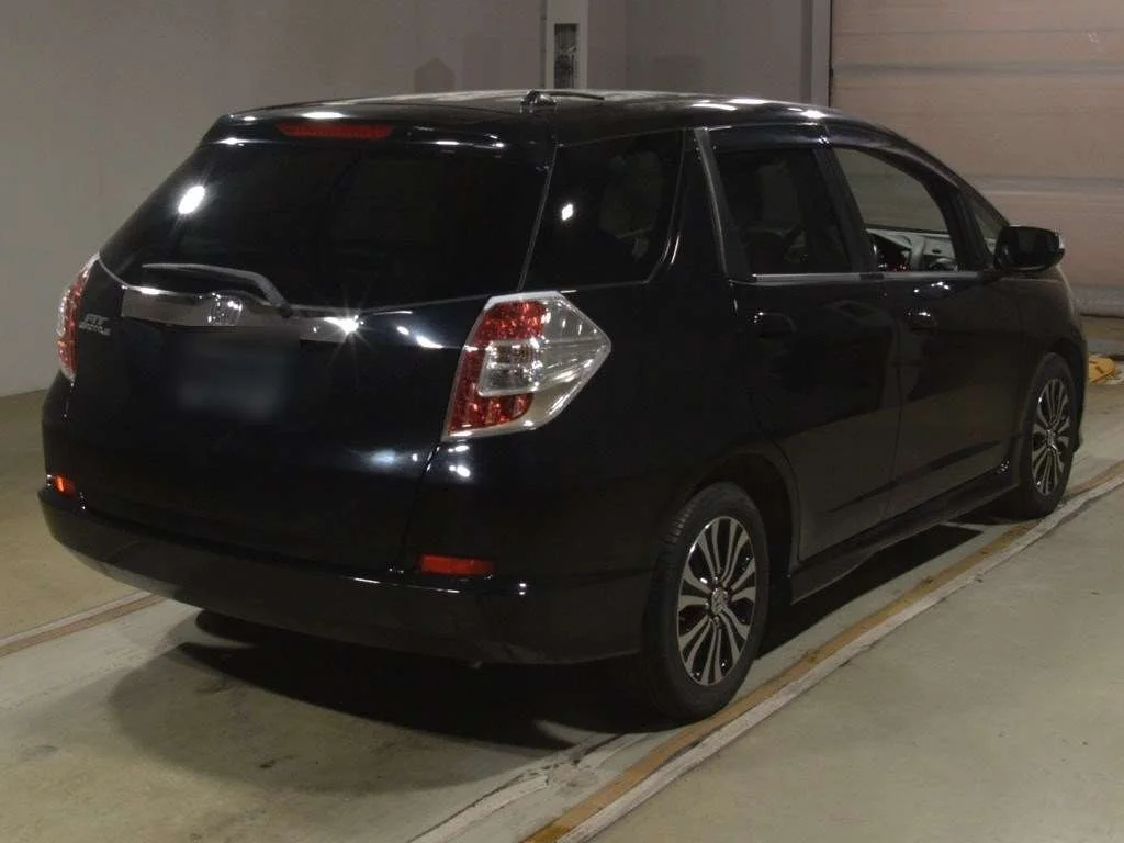 Honda Fit Shuttle  с аукциона в Японии