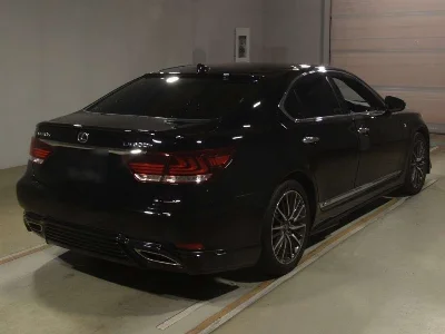 LEXUS LS