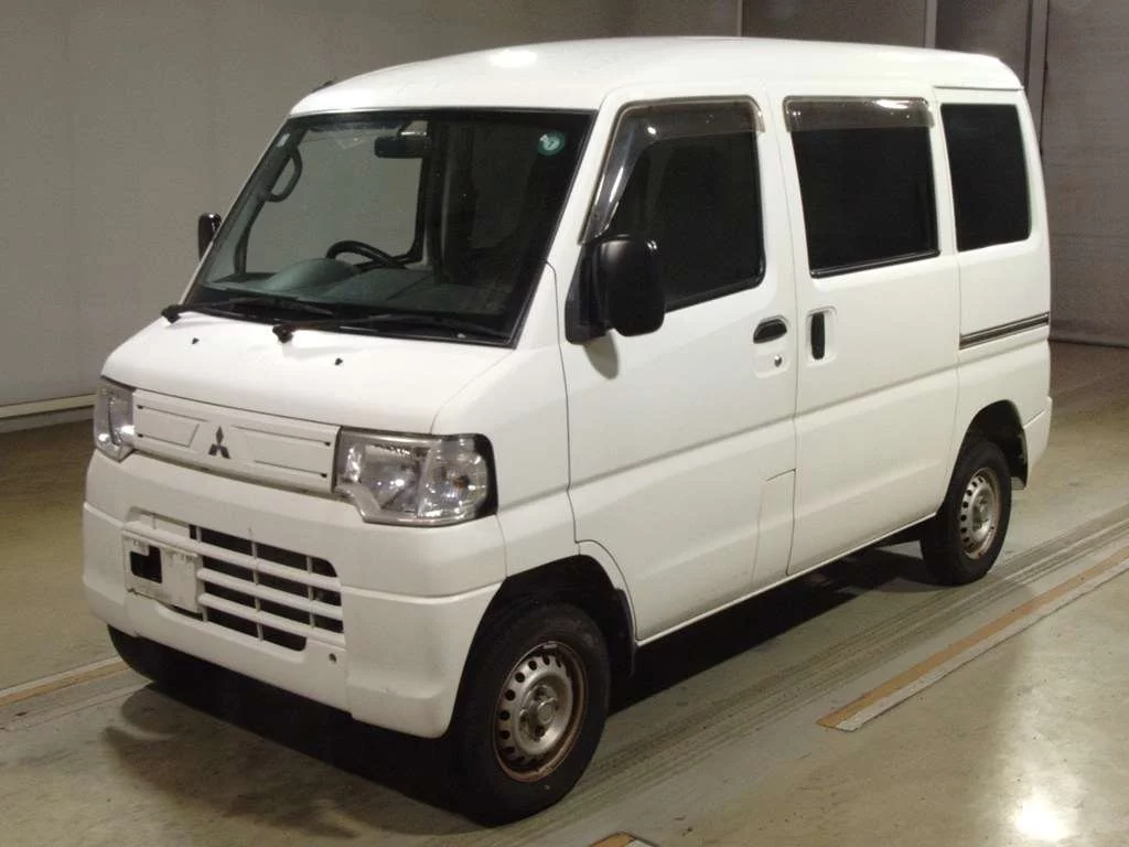 Mitsubishi Minicab MiEV  с аукциона в Японии