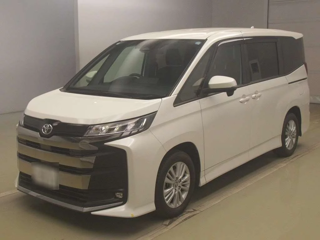 Toyota Noah 2023