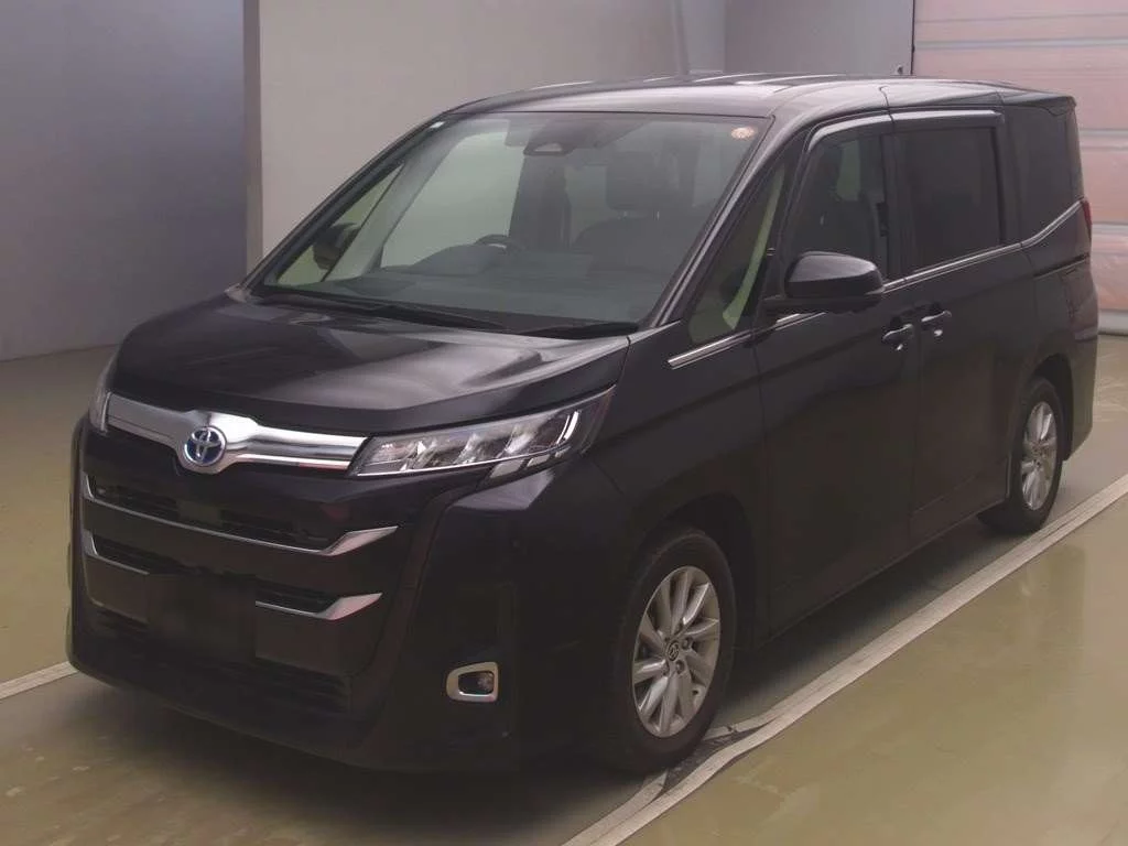 Toyota Noah 2023