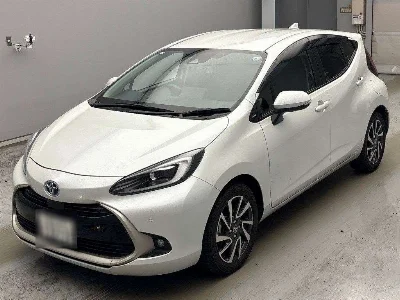 TOYOTA AQUA, 2025 — лот японского аукциона