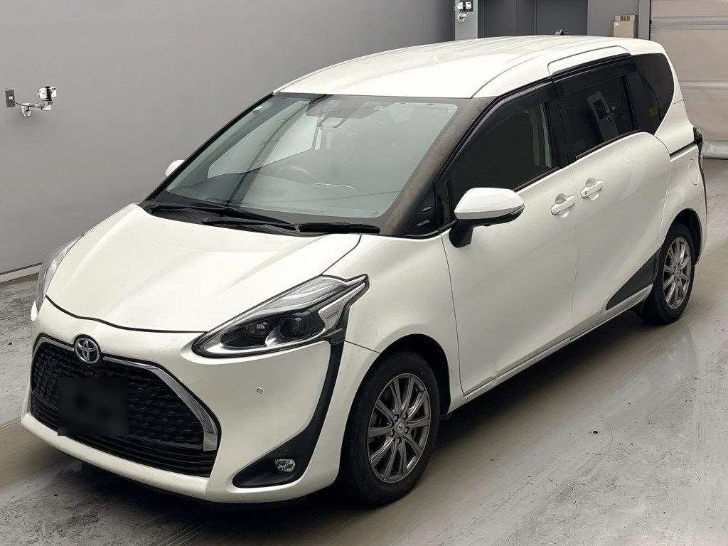 Toyota Sienta 2020