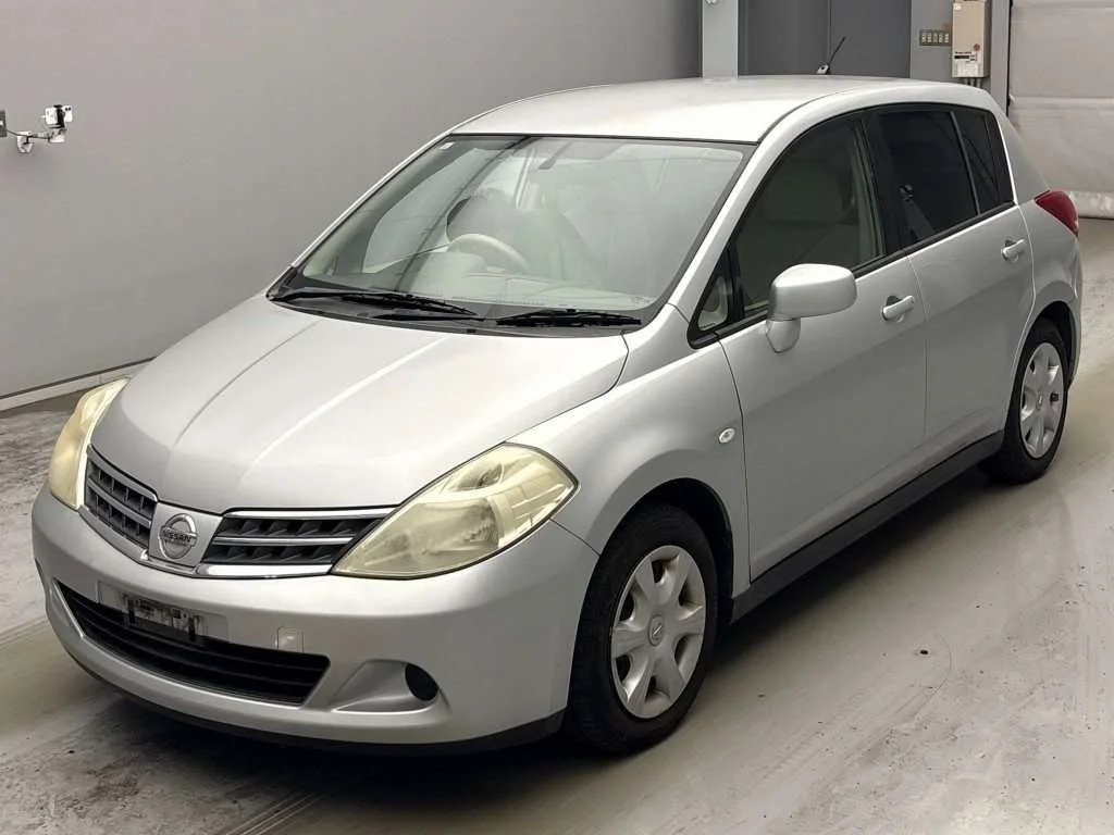 Nissan Tiida 2009