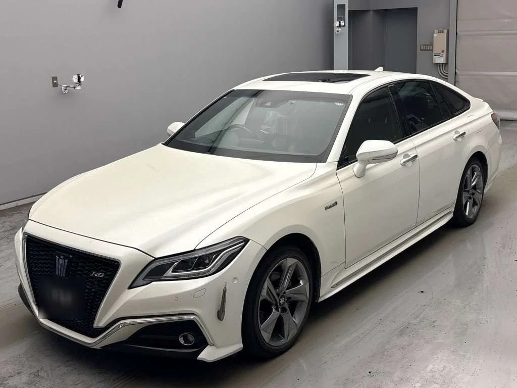 Toyota Crown 2018
