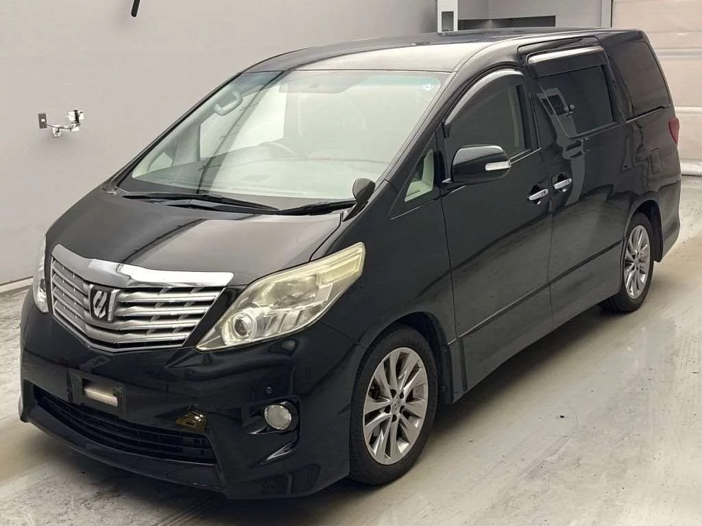 Toyota Alphard 2010