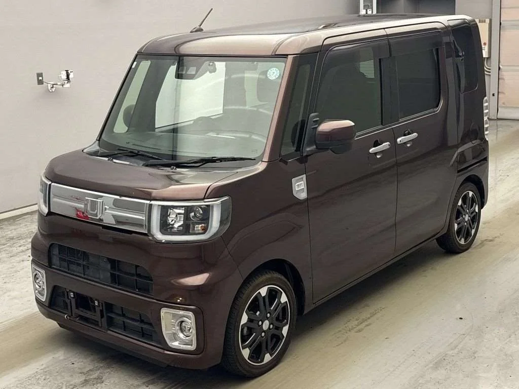 Daihatsu Wake 2019
