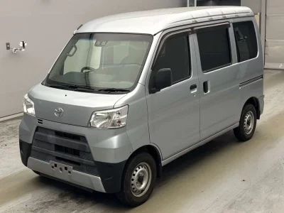Toyota Pixis Van