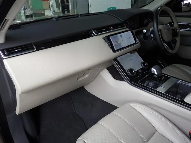 Land Rover Range Rover Velar  с аукциона в Японии