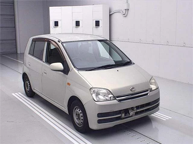 Daihatsu Mira 2006