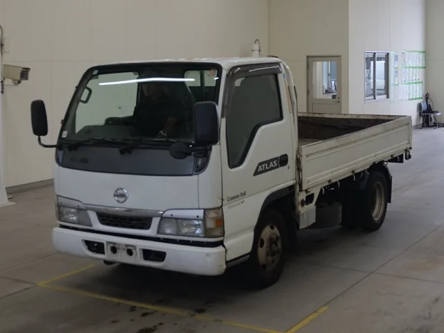 Nissan Atlas  с аукциона в Японии