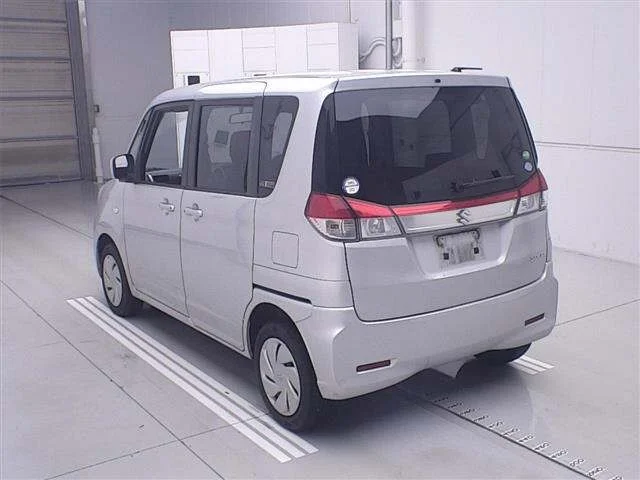 Suzuki Solio 2015