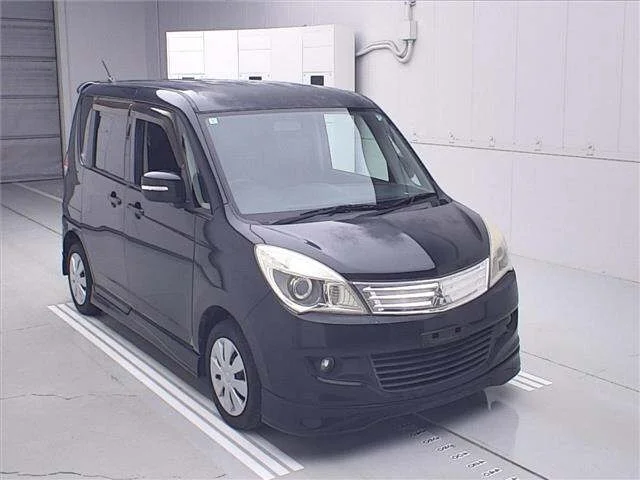Mitsubishi Delica D:2 2011