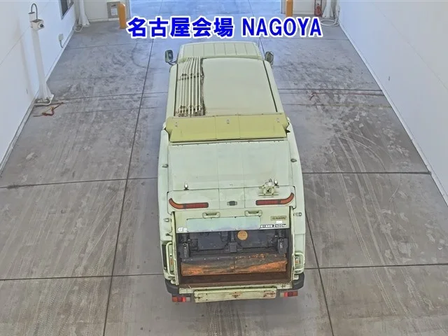 Mitsubishi Fuso Canter  с аукциона в Японии