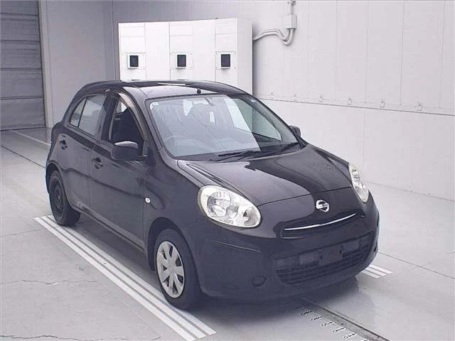 Nissan March 2011