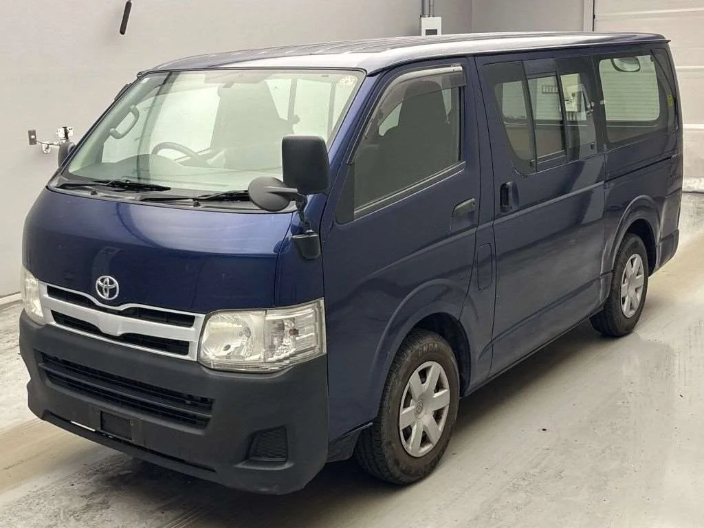 Toyota HiAce Van 2011