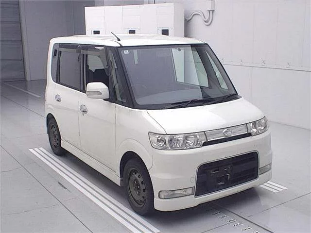 Daihatsu Tanto 2006