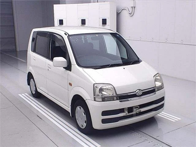 Daihatsu Move 2005
