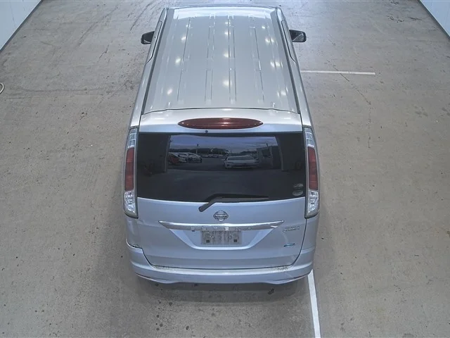 Nissan Serena  с аукциона в Японии