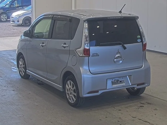 Mitsubishi ek Custom  с аукциона в Японии
