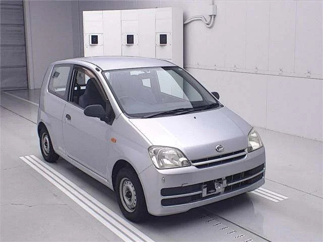 Daihatsu Mira 2006