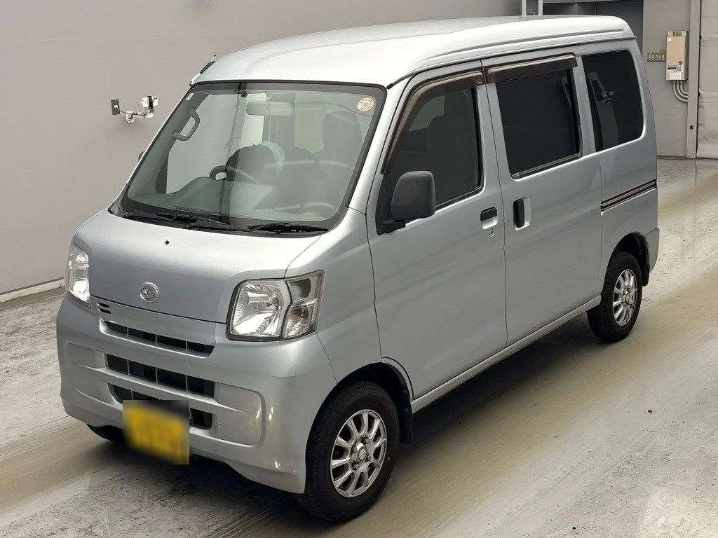 Daihatsu Hijet Cargo 2015
